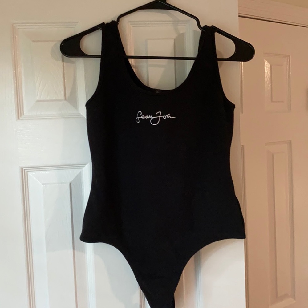 Sean John Scoop neck tank ribbed body suit